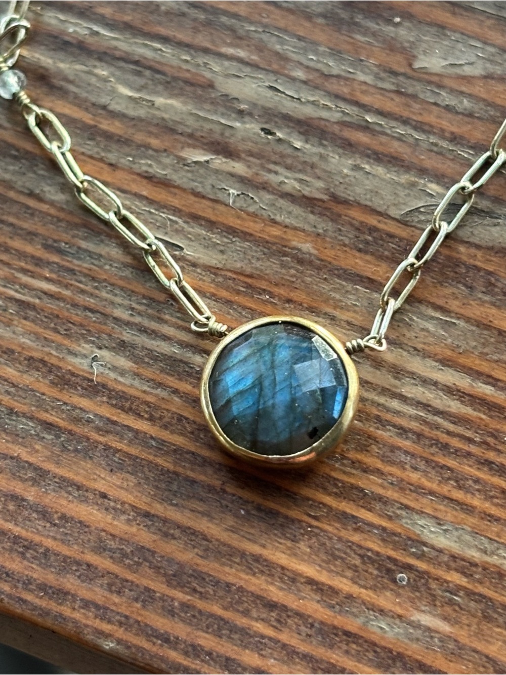 Luna Norte Labradorite Necklace